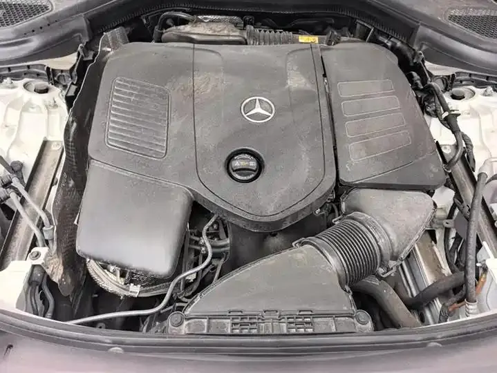 Mercedes Benz GLC 2024 changed to GLC 300 L 4MATIC dynamic 5 seats 10