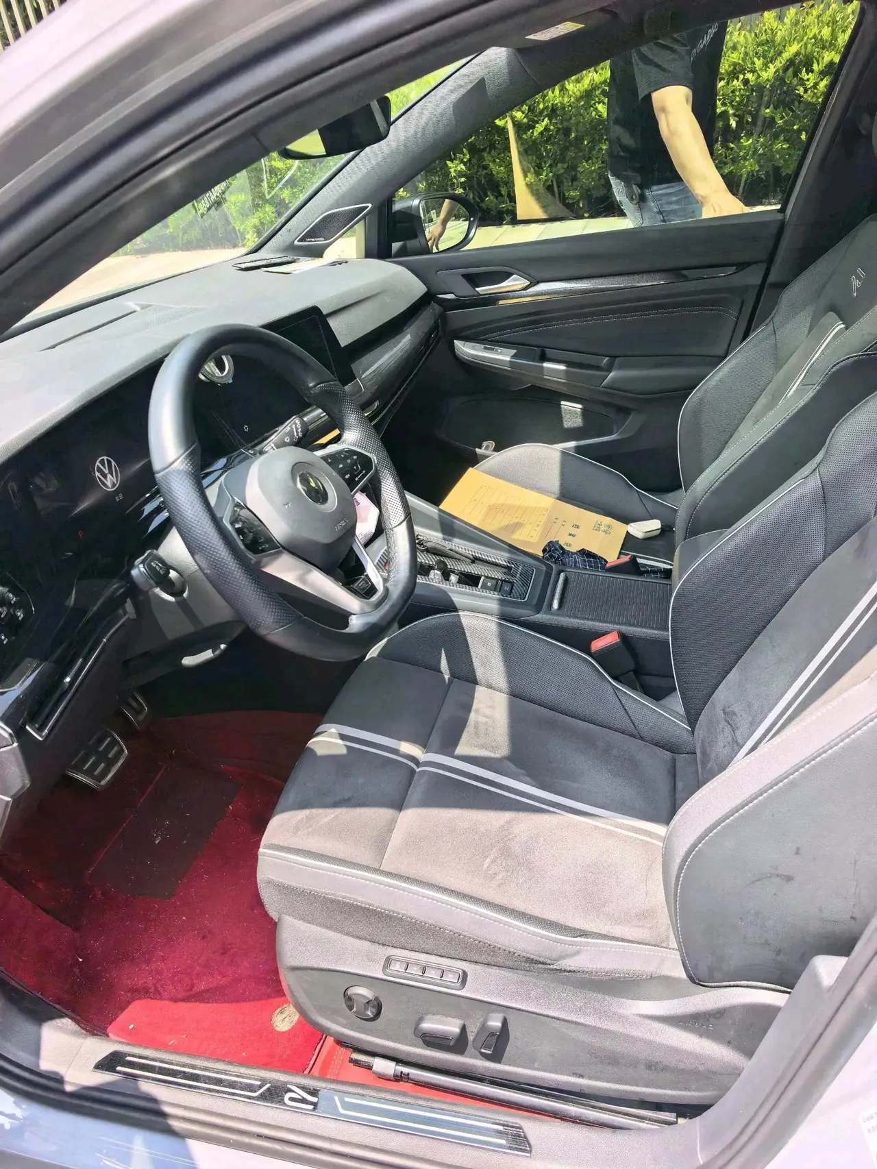 Volkswagen 2023 Golf 8 R-Line 1.4TSI 280TSI Lite Automatic 2