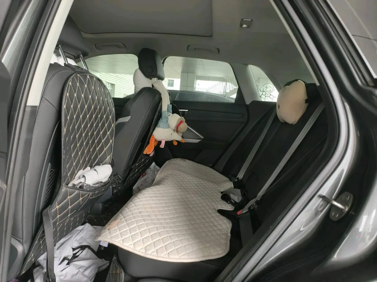 Audi Q3 2022 model 35 TFSI Fashion Dynamic Edition 4