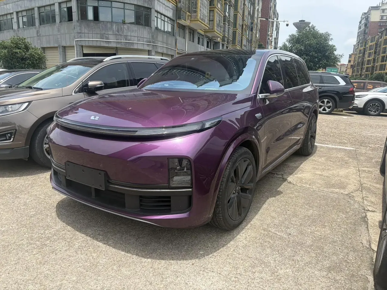 Открыть галерею: Li L9 2023 Pro