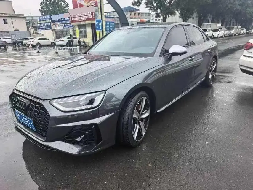 Open image lightbox: Audi A4L 2022 model 40 TFSI Sporty Style version