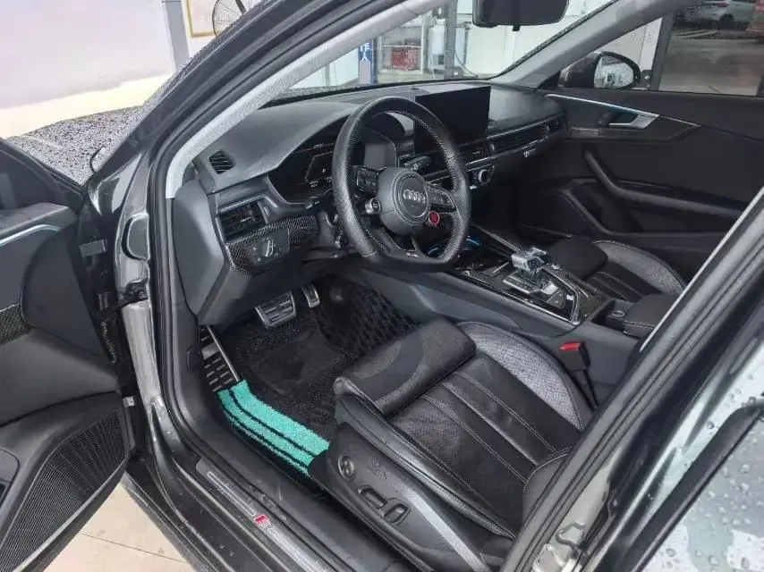 Audi A4L 2022 model 40 TFSI Sporty Style version 7