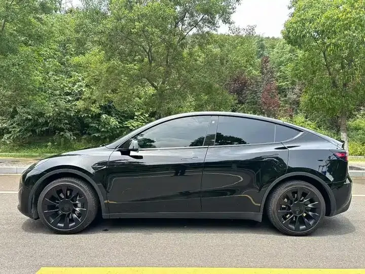 2022 Model Y Refreshed Rear-Wheel-Drive Version 8