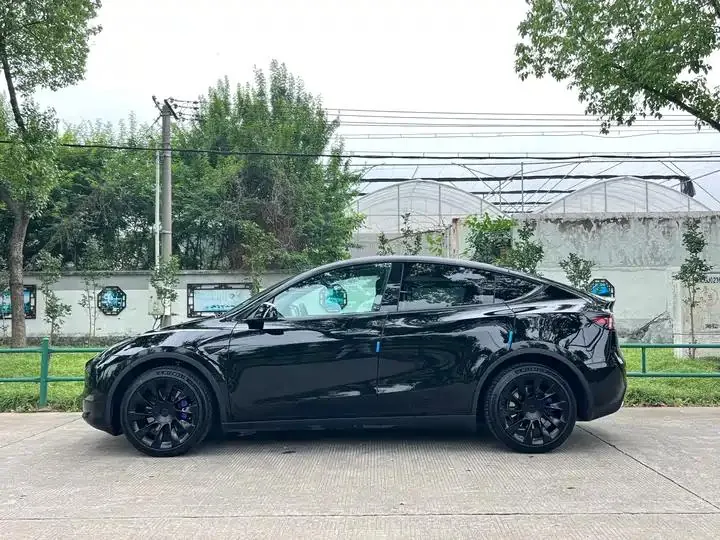 2022 Model Y Refreshed Long Range All-Wheel Drive Version 4