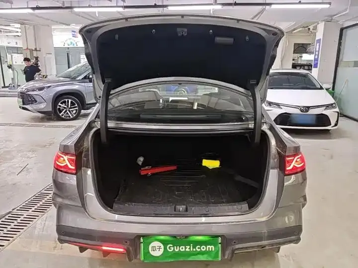 Qin L 2025 DM-i smart driving version 80KM Exceed 19