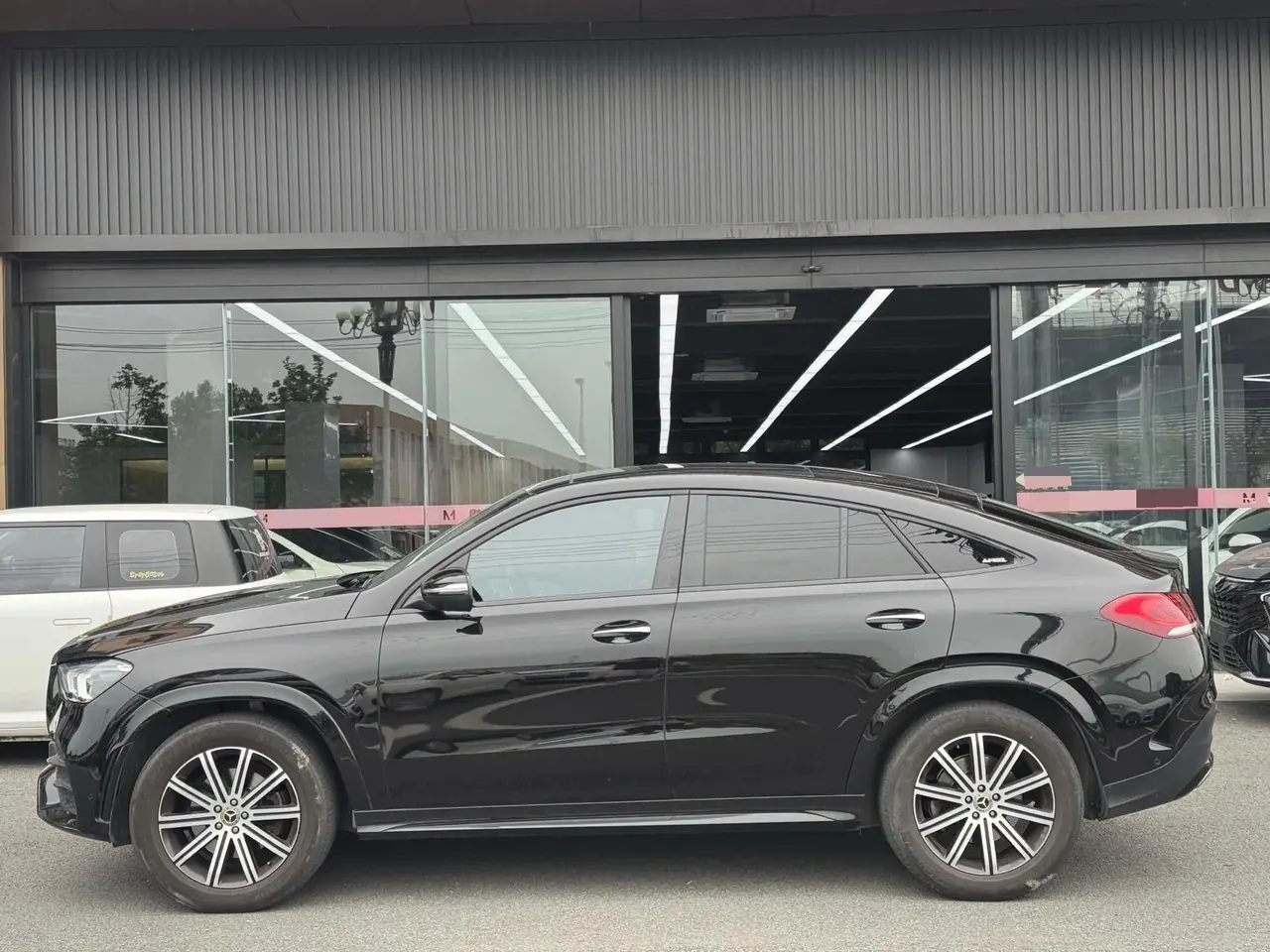 Mercedes Benz GLE Coupe 2020 GLE 350 4MATIC Coupe SUV Luxury 3