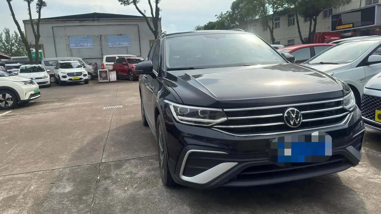 Tiguan L 2022 330TSI Automatic Two-Drive Smart Edition 2