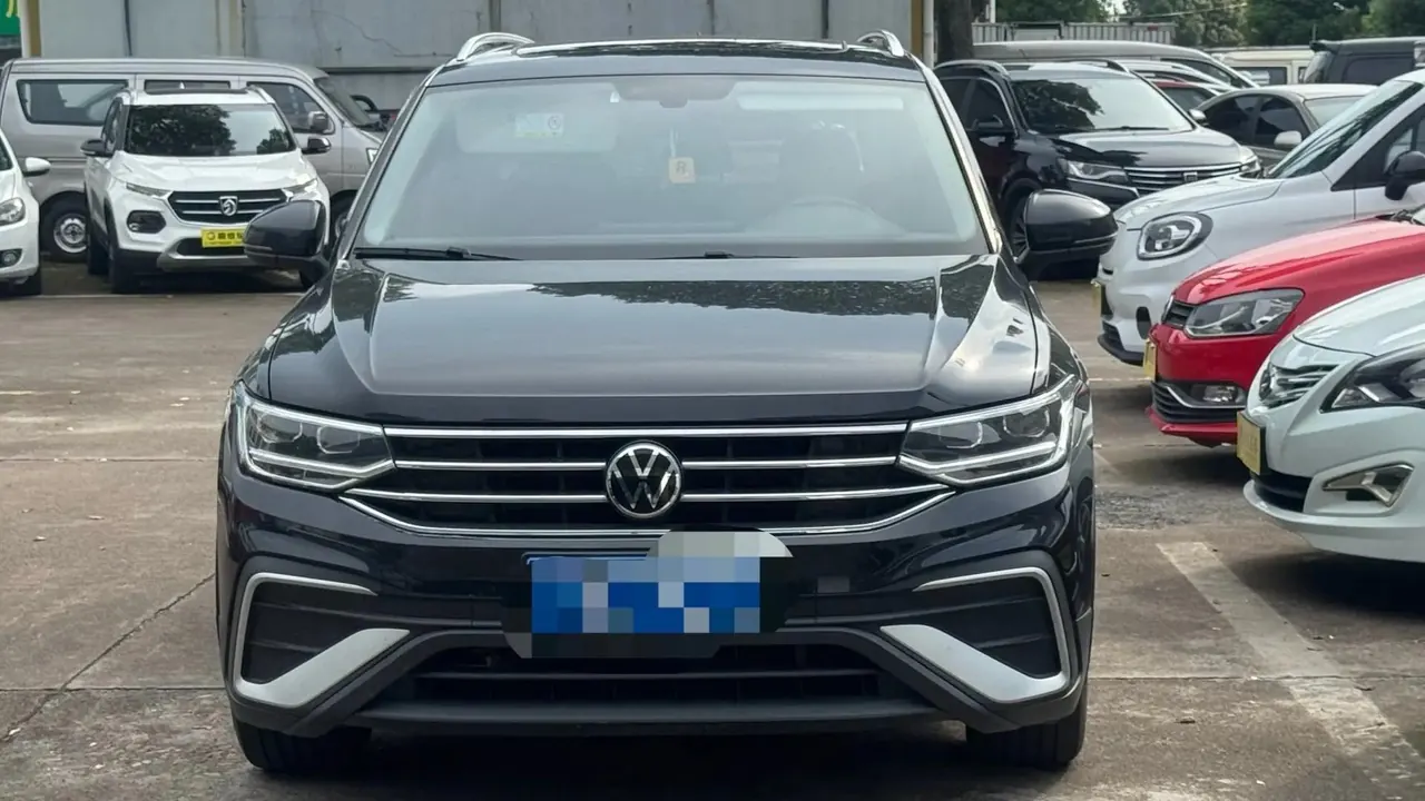 Tiguan L 2022 330TSI Automatic Two-Drive Smart Edition 4