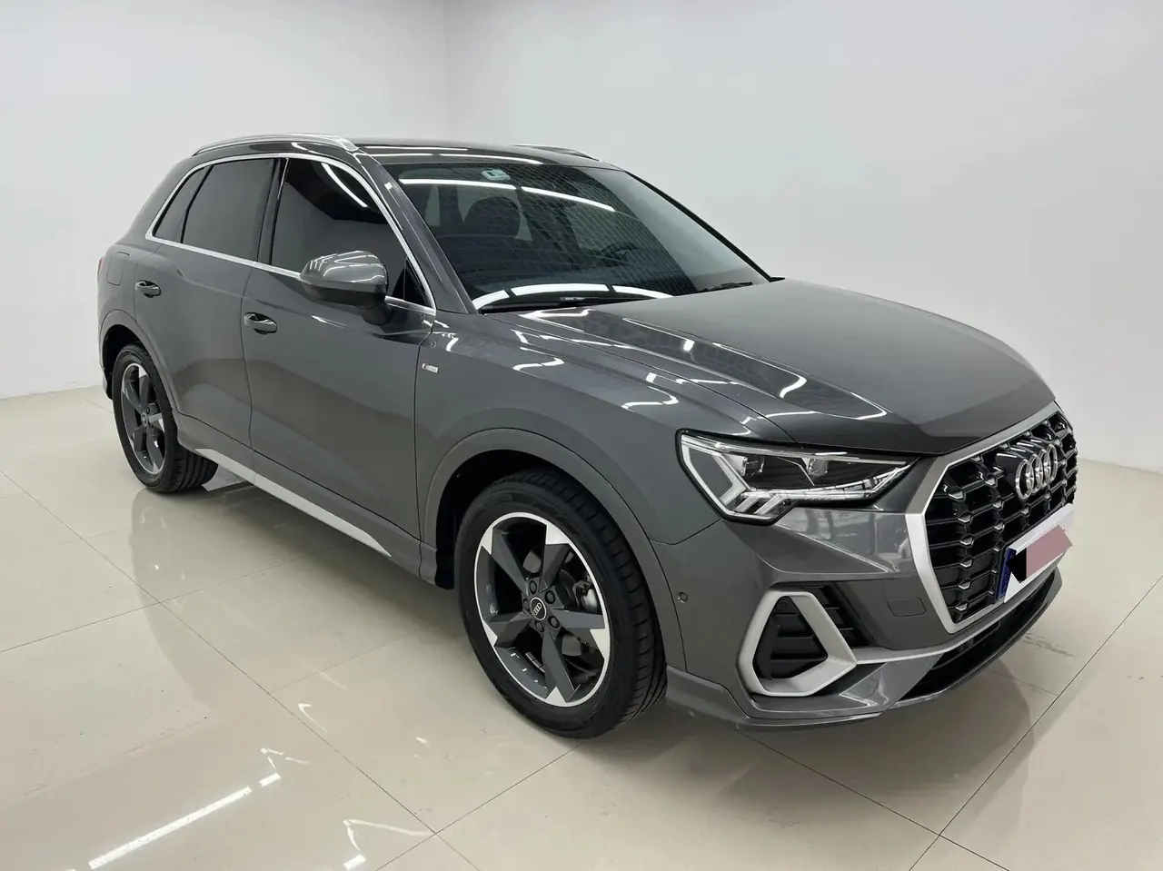 Audi Q3 2022 model 35 TFSI Fashion Dynamic Edition 3