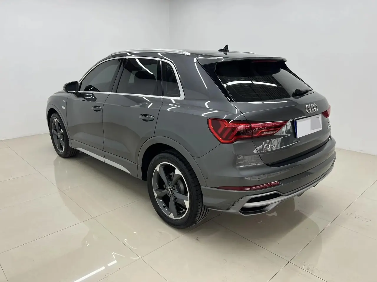 Audi Q3 2022 model 35 TFSI Fashion Dynamic Edition 6
