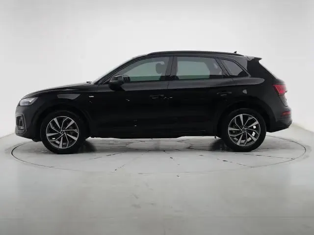 Audi 2023 Q5L 2.0TFSI 40TFSI Luxury Dynamic Edition Automatic 4