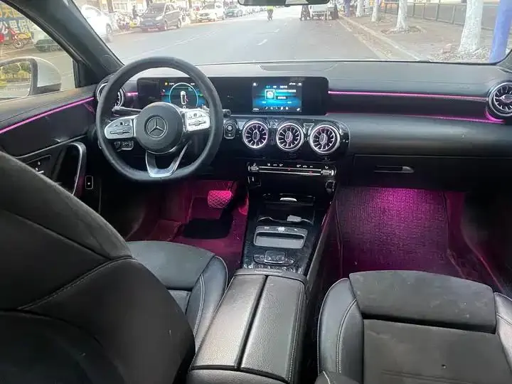 Mercedes Benz Class A 2020 A 180 L Sports Car 11