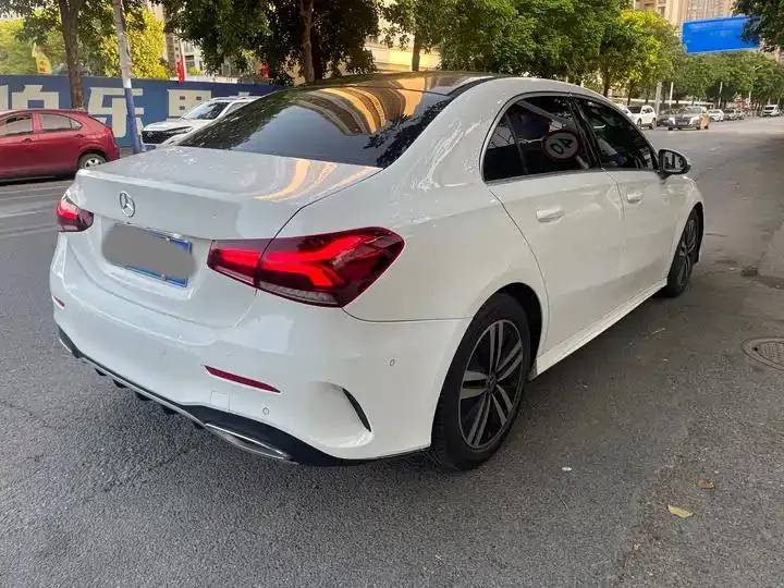 Mercedes Benz Class A 2020 A 180 L Sports Car 6