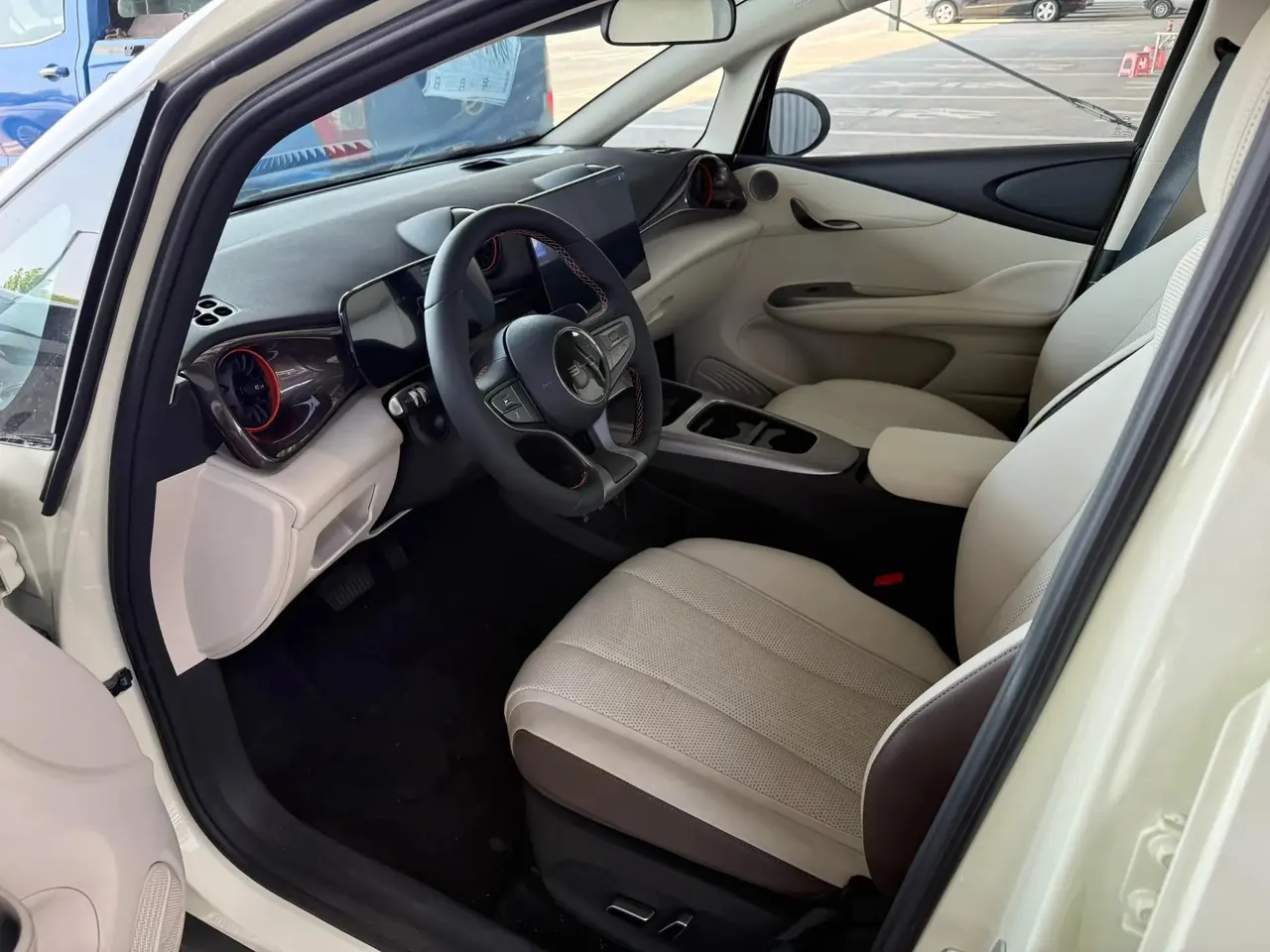 BYD 2025 Dolphin Intelligent Driving Edition 420km Free Edition Automatic 8
