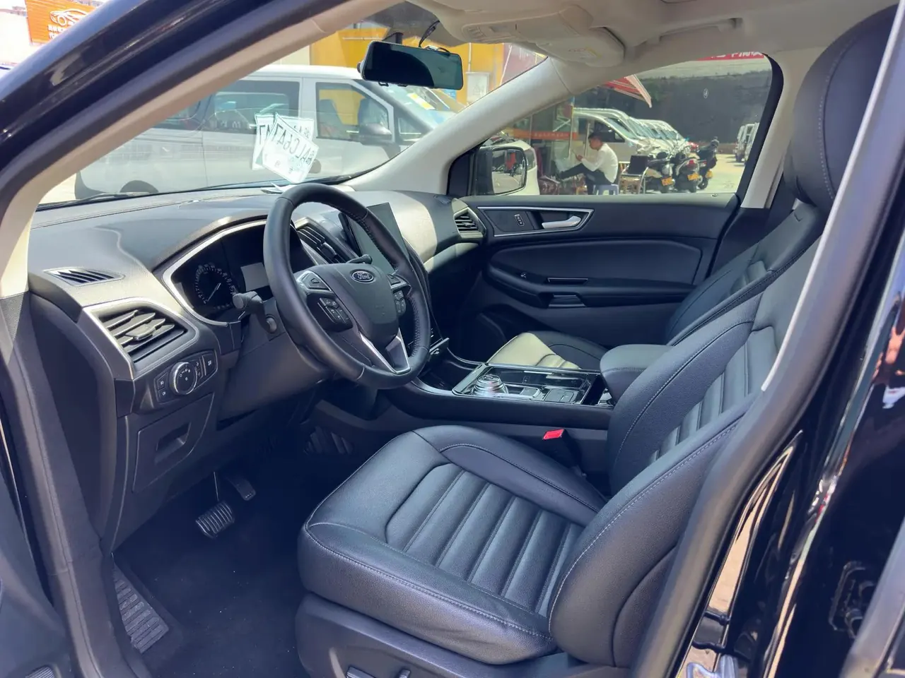 Ruijie 2020 EcoBoost 245 four-wheel drive ST-Line 7 seats 4