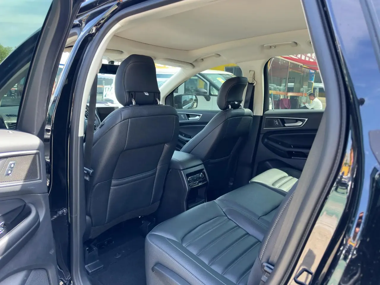 Ruijie 2020 EcoBoost 245 four-wheel drive ST-Line 7 seats 5