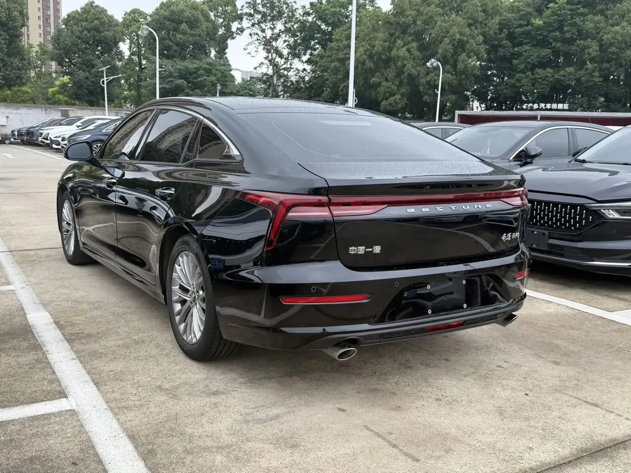 Bestune 2024 B70 1.5T Longteng Edition Leading Automatic Gear 4