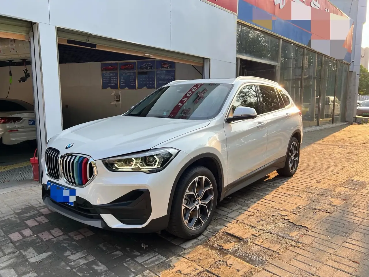 BMW X1 2022 sDrive25Li Luxury Model - View 1