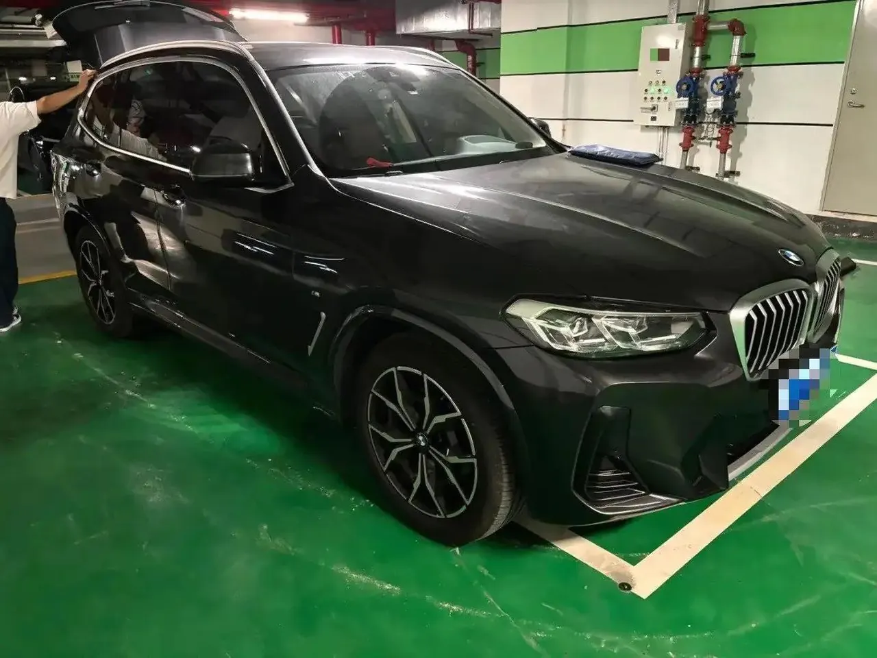 BMW X3 2022 xDrive25i M sports suit 4