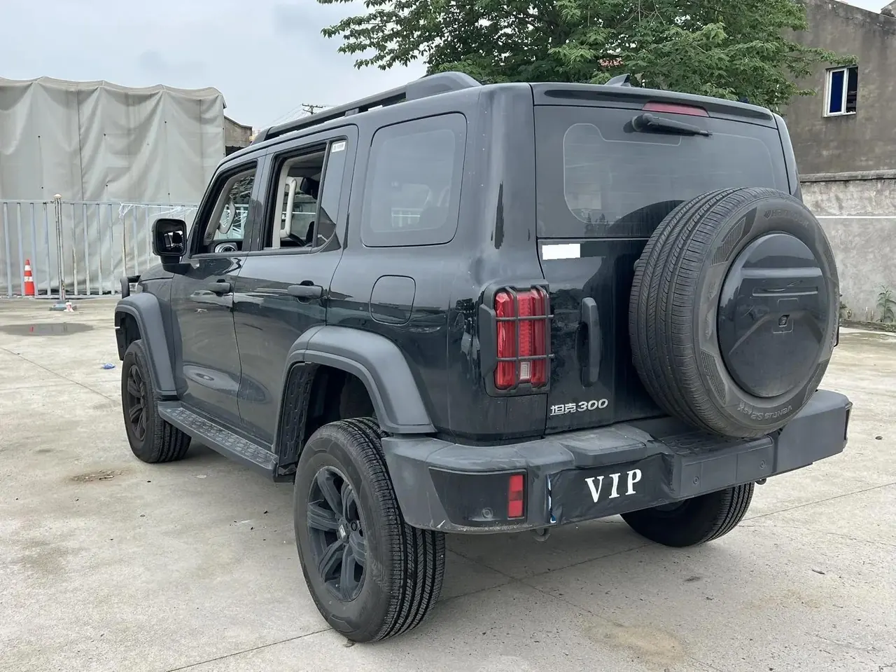 Tank 300 2023 Off-Road Edition 2.0T Conqueror 8