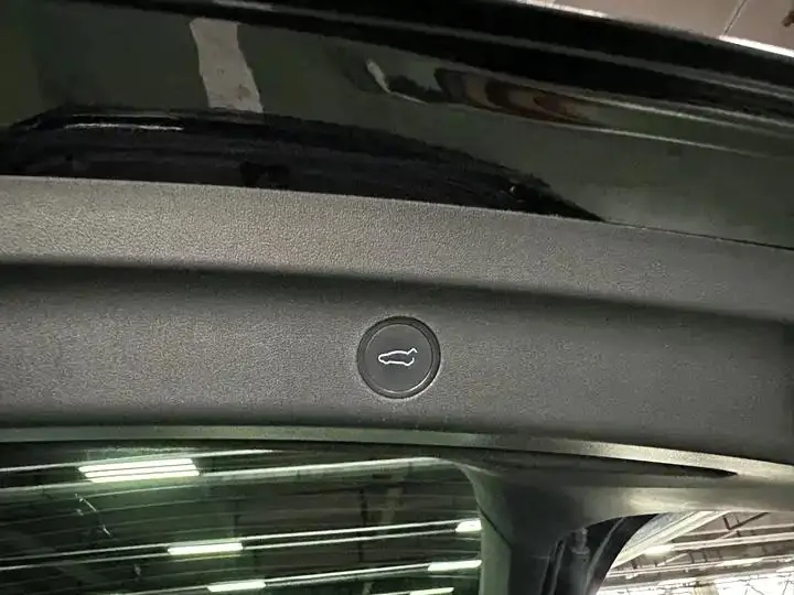 2021 Model Y Standard Range Rear-Wheel Drive Edition 12