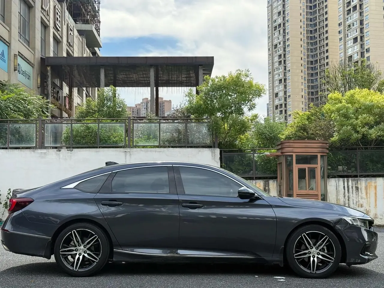 Accord 2022 260TURBO Magic Night Premium Edition 8