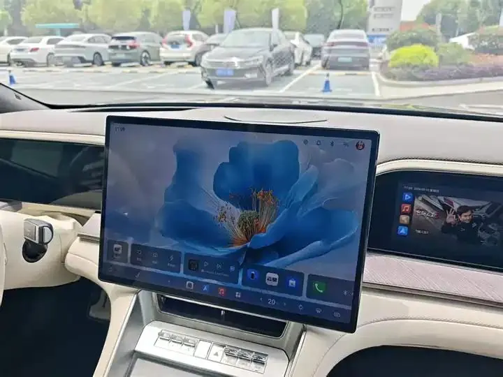 Denza Z9 2024 1100km 4WD Max Edition 7