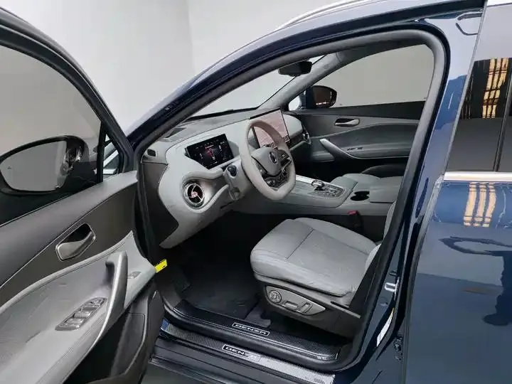 Denza N8 2023 Four-wheel Drive Super Hybrid Flagship Six-seat Edition 5