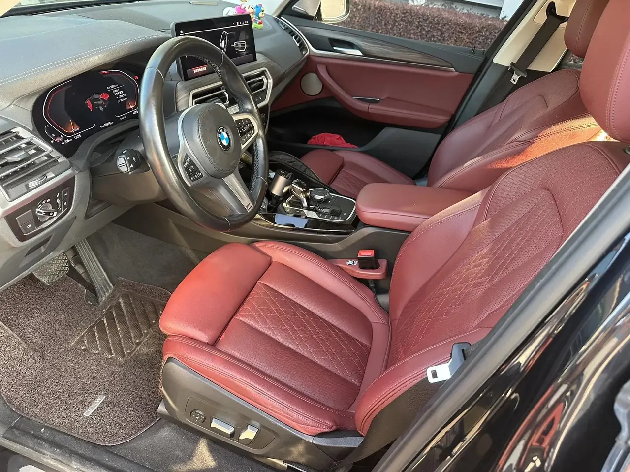 BMW X3 2022 facelift xDrive30i exclusive M obsidian night suit 7