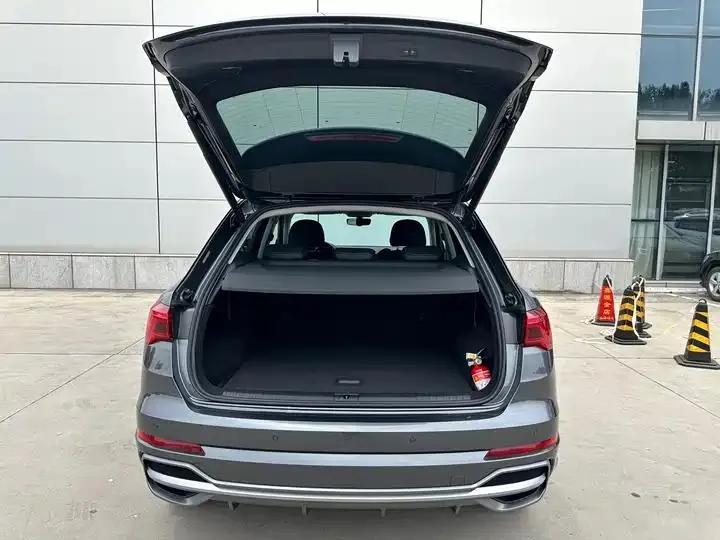 Audi Q3 2022 model 35 TFSI Fashion Dynamic Edition 13