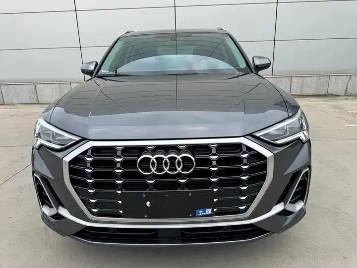 Audi Q3 2022 model 35 TFSI Fashion Dynamic Edition 2