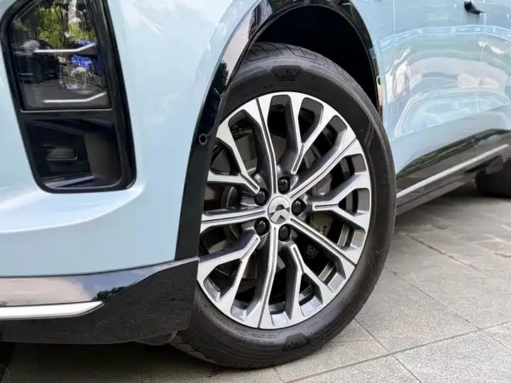 NIO EC6 2025 Section 75kWh 9