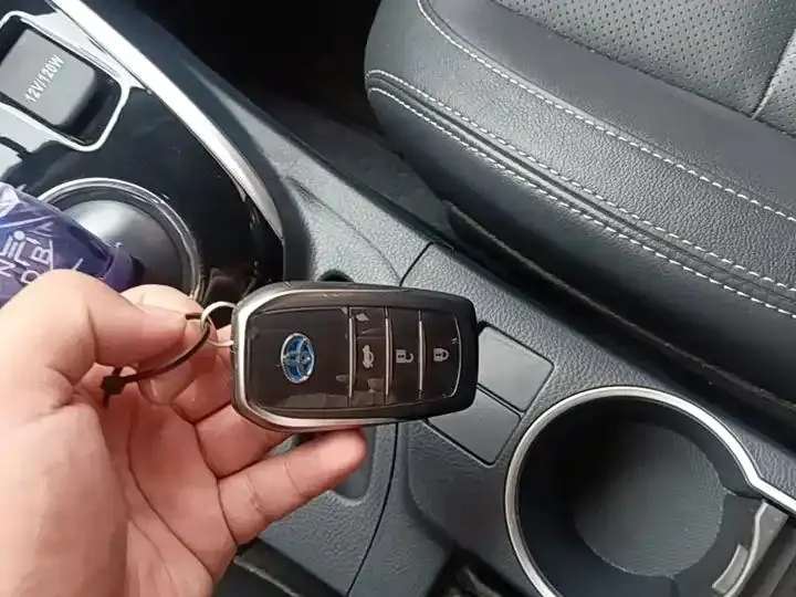 Lei Ling Shuangqing E 2019 1.8PH V E-CVT Deluxe Edition 9