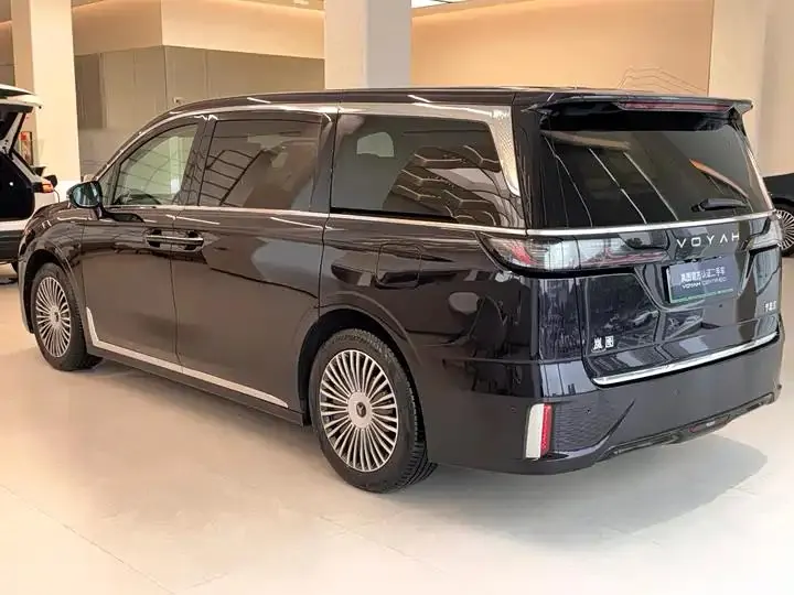 Voyah Dreamer 2025 PHEV Four-wheel Drive Flagship Kunpeng Edition 5