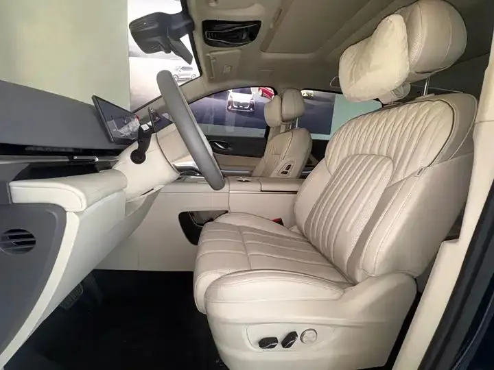 Voyah Dreamer 2025 PHEV Four-wheel Drive Flagship Kunpeng Edition 6