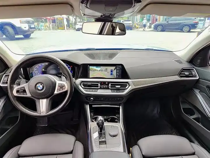 BMW 3 Series 2021 325Li M Sports Night Suit 10