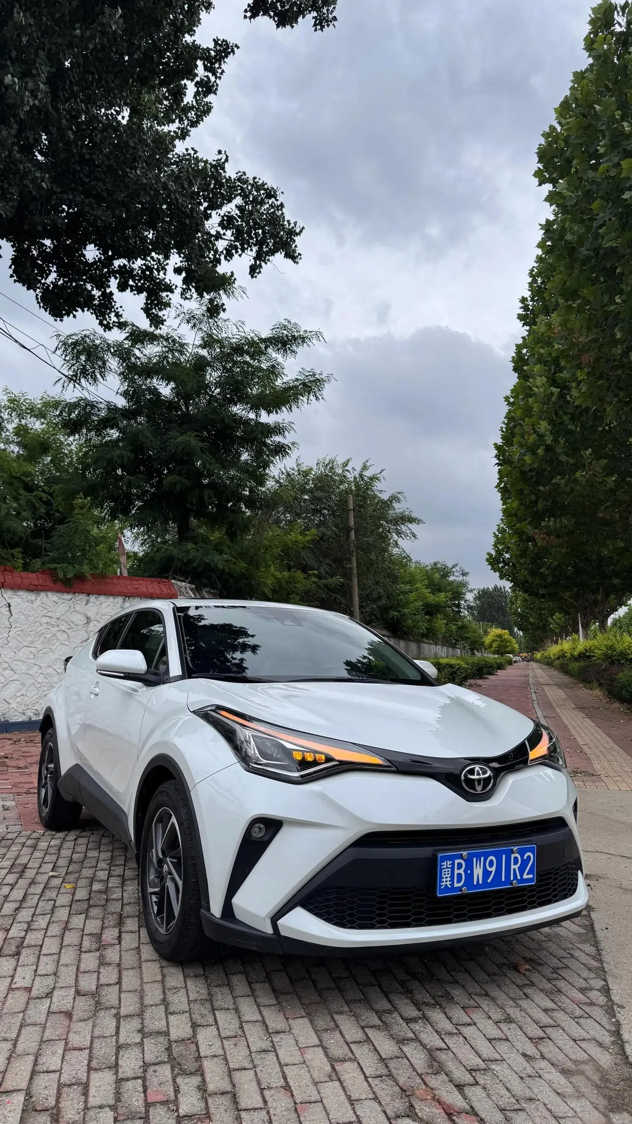 Toyota C- HR 2021 2.0L Deluxe Edition 2