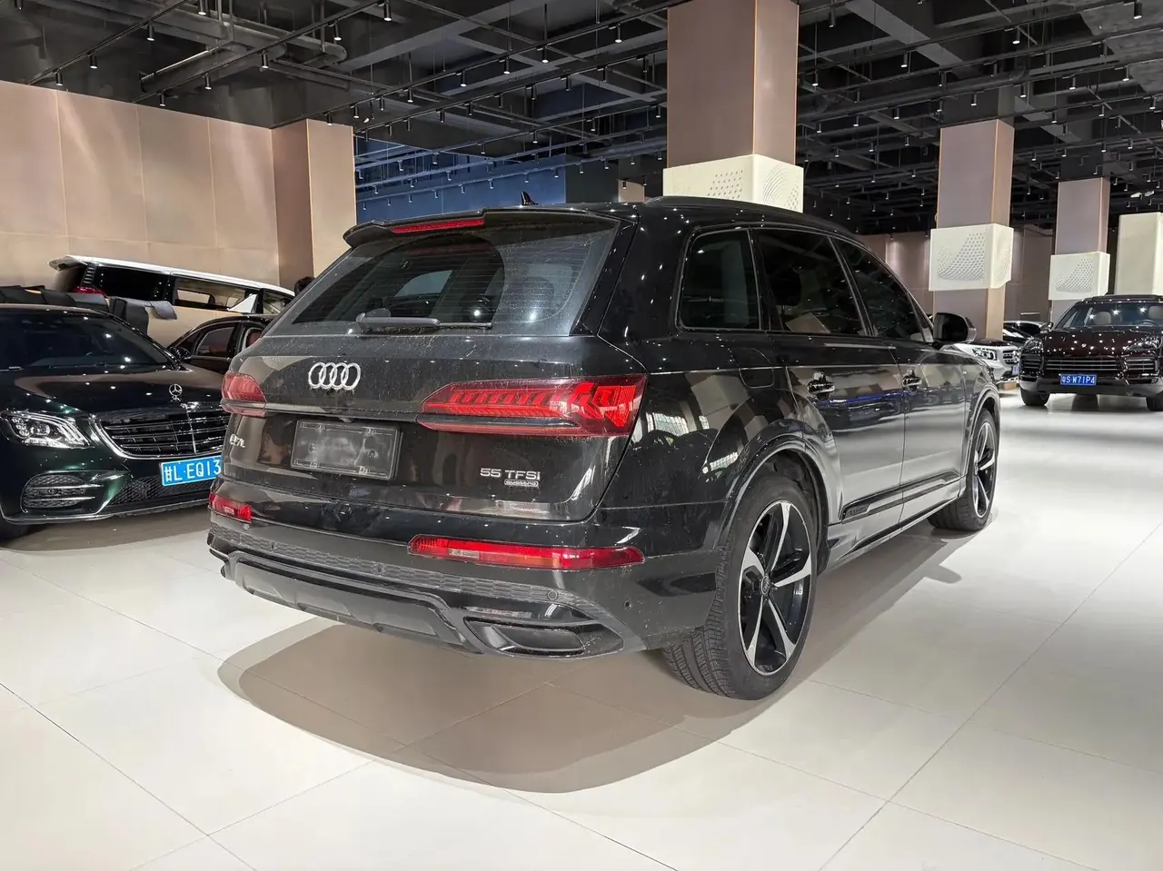 Audi Q7 2020 55 TFSI quattro Black Samurai Exclusive Edition 5