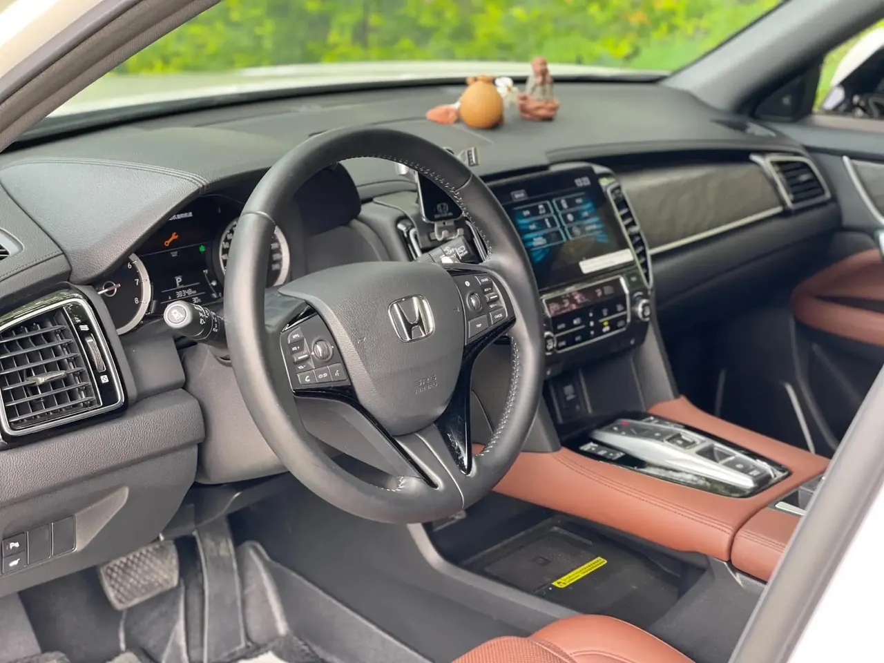 Honda UR-V 2020 370TURBO Two-Drive Elegant Edition 4