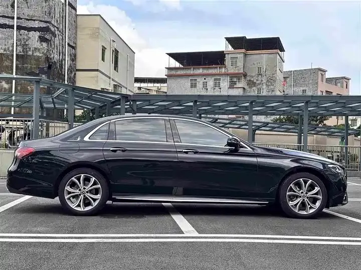 Mercedes Benz E-Class 2022 Model to E 300 L Sports Luxury Model 27