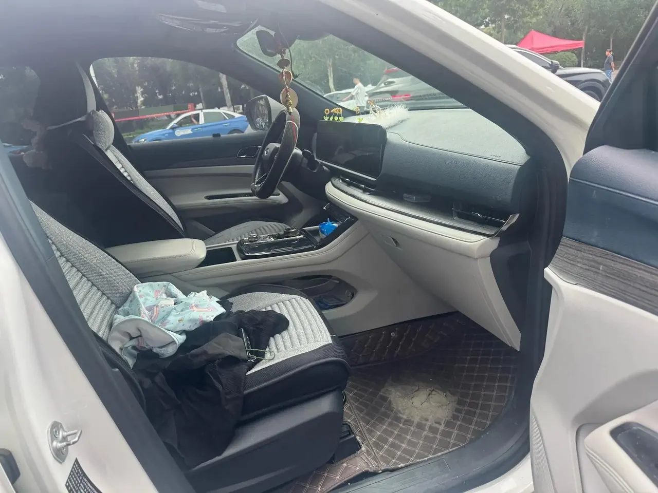 Lingrui 2022 Model Facelift EcoBoost 170 Prestige Edition 11