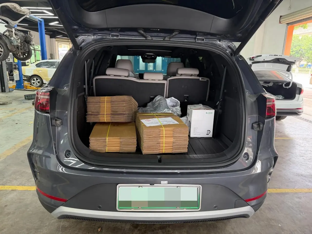BYD Tang New Energy 2025 Tang DM-i 1.5T Stepless 115KM Honorable Automatic Gear 8