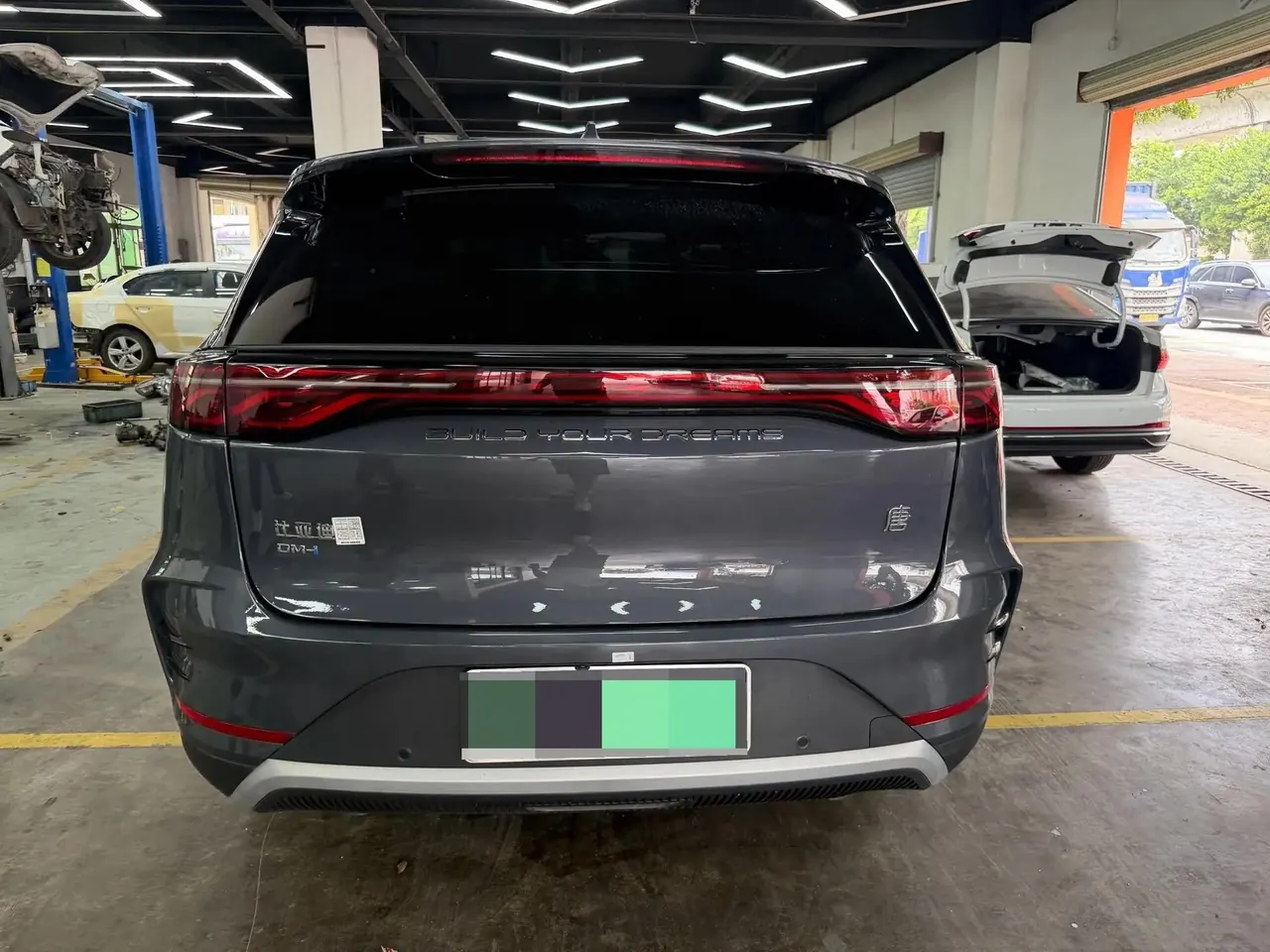 BYD Tang New Energy 2025 Tang DM-i 1.5T Stepless 115KM Honorable Automatic Gear 9