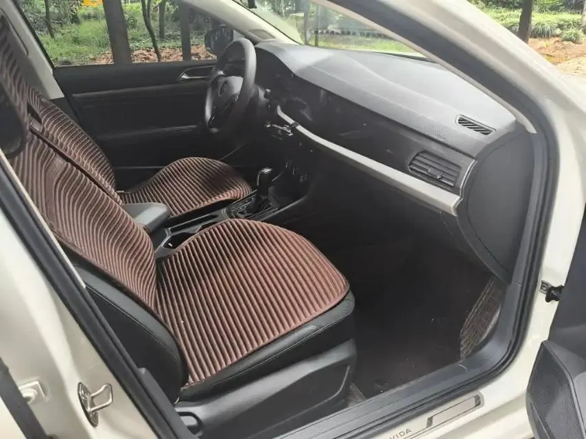 Lavida 2021 280TSI DSG Deluxe Edition 8