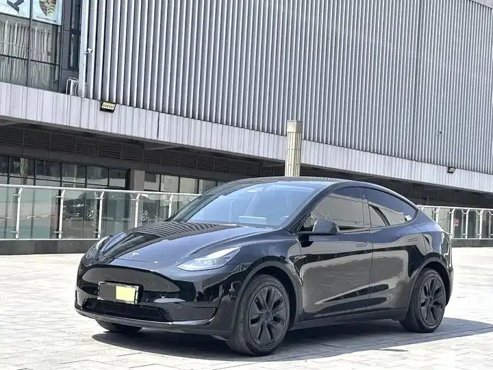 2023 Model Y Rear-Wheel Drive Version - View 1