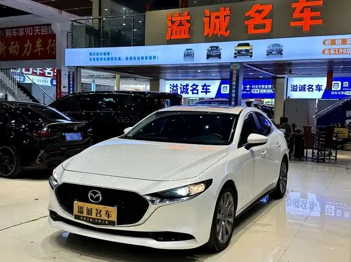 Mazda 3 Onksera 2022 2.0L Automatic Quality Elegant Edition - View 1