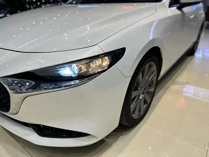 Mazda 3 Onksera 2022 2.0L Automatic Quality Elegant Edition 4
