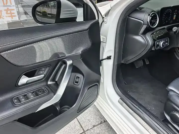 Mercedes Benz Class A 2021 A 200 L Sports Car Dynamic 10