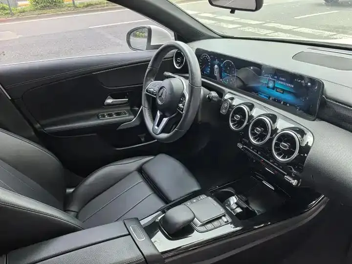 Mercedes Benz Class A 2021 A 200 L Sports Car Dynamic 8