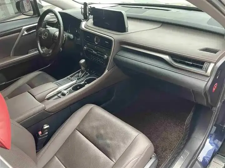 Lexus RX 2020 model modified 300 four-wheel drive elegant version 16